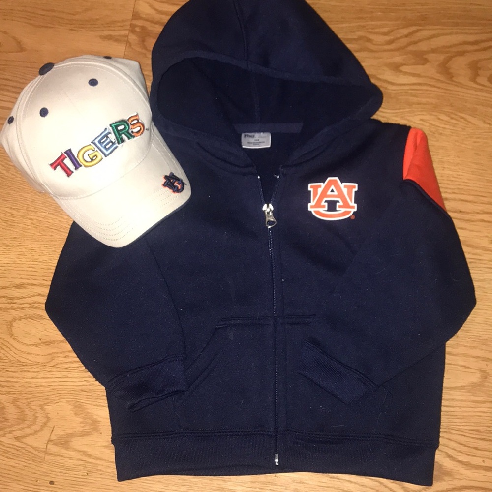 Auburn hoodie and tiger hat for your little guy
